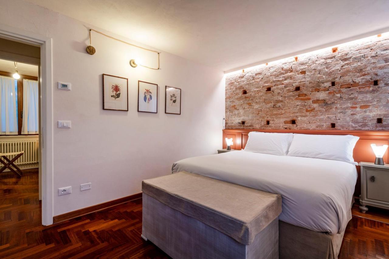 Апартаменты San Silvestro House Венеция Экстерьер фото